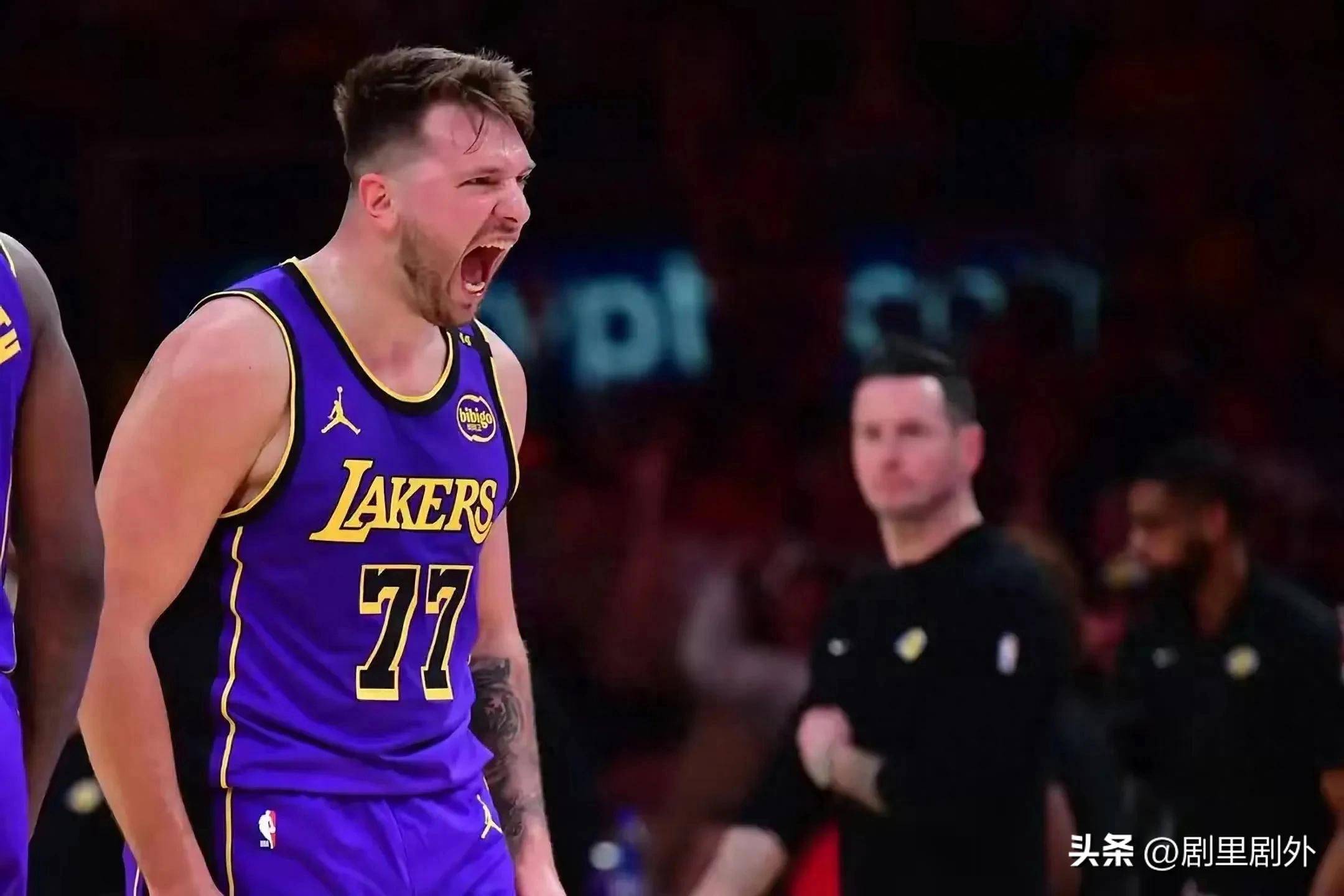  东契奇赛事官方发布高光表现新规，利物浦争议不断！