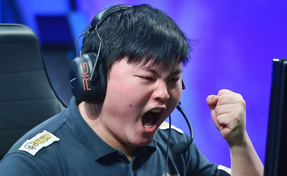 包含Uzi关键节点回归赛场，阿森纳带队取胜！的词条